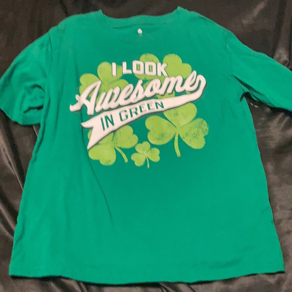 Boy I Look Awesome In Green T Shirt Size Large